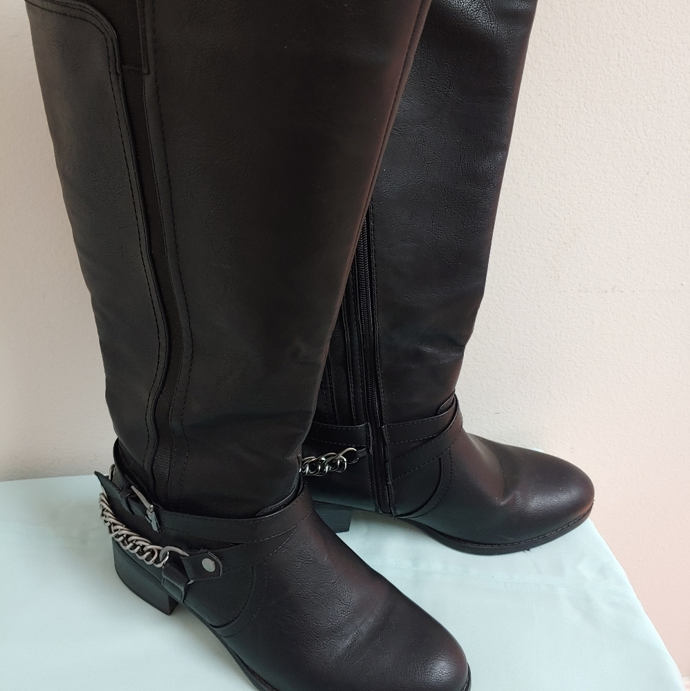 Womens knee high boots size 10W